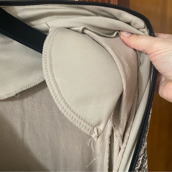 Dress Barn Collection Gold Paisley Zip Jacket Size 16W - Picture 11 of 15